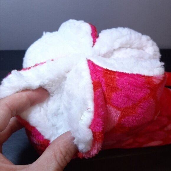 NEW Thermal Heart Print Winter Slipper Socks Knit Fleece Slip Resistant - Picture 3 of 6